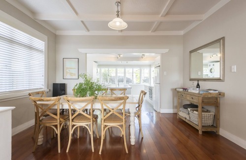 Riverhead House | Relaxing Riverhead Retreat