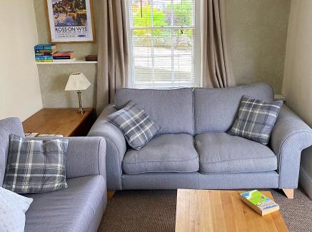 Ross-on-Wye Apartment | Relaxing Riverside Retreat, Ross on Wye