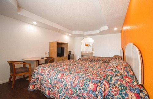 North Beach Hotel | Relaxing Stay by North Beach & Texas Aquarium – Pets Allowed