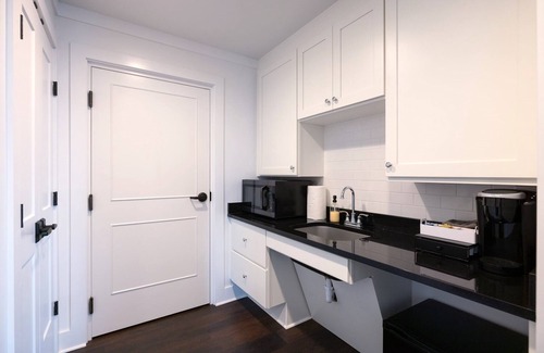 Lake Alfred Cottage | Relaxing Stay in Duplex at Adams Estate