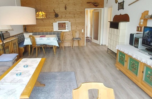 Bad Mitterndorf House | Relaxing time out in the charming bungalow Haus Enzian!