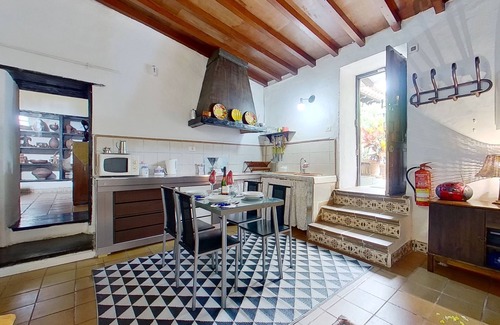 Valle de Guerra Villa | Remarkable 4-Bed Villa