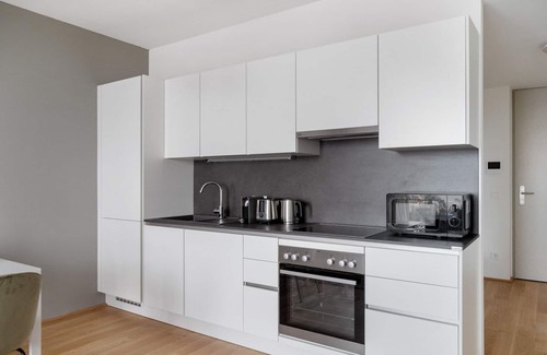 Donaustadt Apartment | Remarkable Donaustadt 1BR w/Rooftop Pool & Gym, nr U1, by Blueground