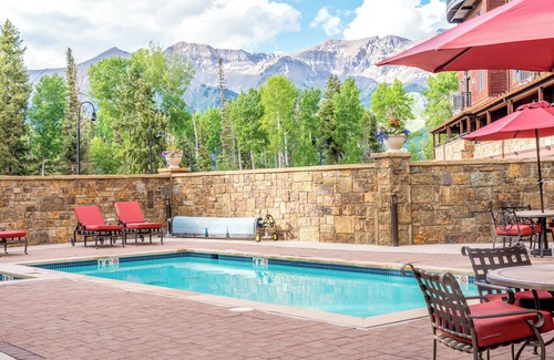 Mountain Village Condo | Remodeled 1-Bedroom Condo With Great Views From Private Deck