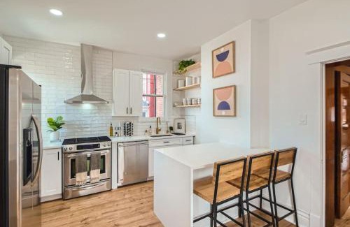 Lincoln Park House | Remodeled 3 Bedroom Close to St Broadway And Sante Fe And CBD