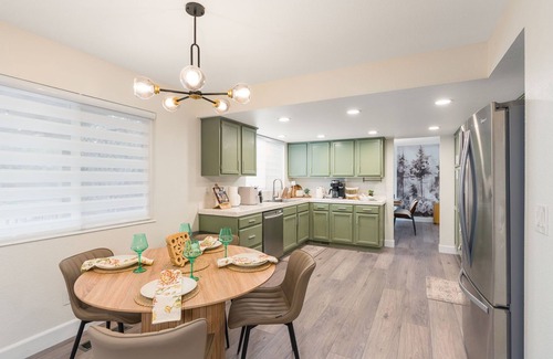 Reno/Tahoe Airport House | Remodeled 4BR Home w/Game Room & Backyard Deck