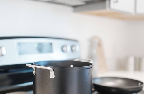 Harvey Park House | Remodeled 7BR home - 15 mins from DT Denver!