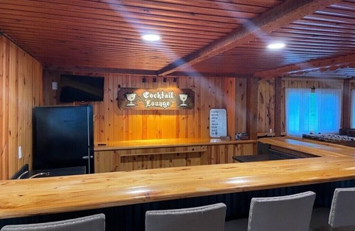 Brill House | Remodeled home on Long Lake, & snowmobile trail, great for multiple family’s