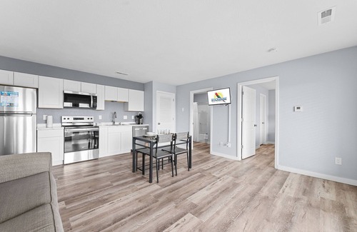 Indian Point Condo | Remodeled Lakefront Condo | Swim-Up Bar, Tiki Bar & Full Marina Access!