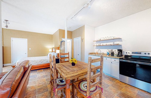 Waynesville Apartment | Remodeled mountain studio close to downtown with full kitchen, firepit, & patio