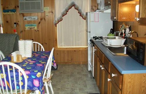 Wells Cottage | Remodeled Unit near pool and Jacuzzi at Watercrest Cottages, Wells Maine