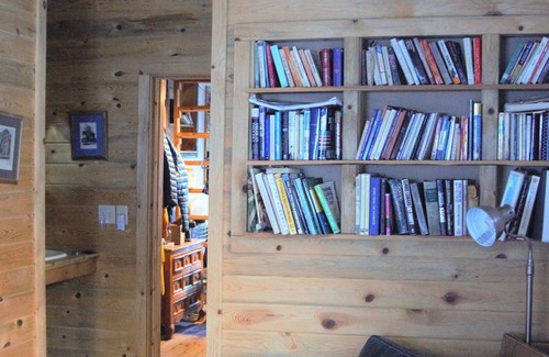 Boise Cabin | Remote, Romantic, Rustic, Rural Cabin