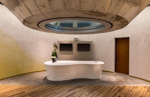 Bassins a Flot Hotel | Renaissance Bordeaux Hotel