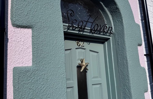 Cullercoats House | Rena’s Seahaven Cottage