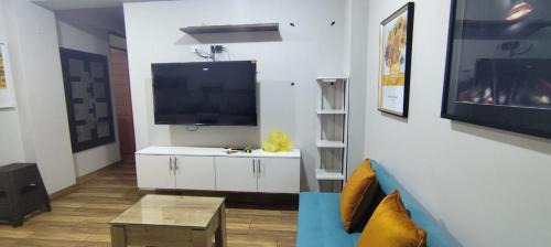 Coronel Gregorio Albarracin Lanchipa Apartment | Renato's Hospedaje