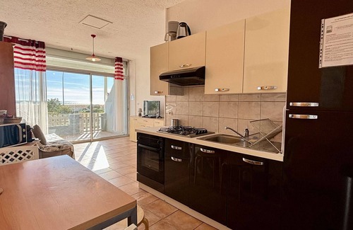 Port-la-Nouvelle Apartment | Renovated 2-room apartment for 4 people with private garden - Beach a stone's throw away