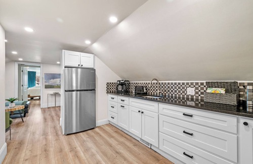 Roslindale House | Renovated 3rd-Floor Retreat | 3 Beds | Roslindale Village
