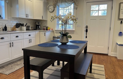 Goshen House | Renovated 5 Bedrm/3bath + Swim Spa & Huge Outdoor Space
