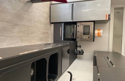 Sirmione Apartment | Renovated apartment with parking and small condominium beach