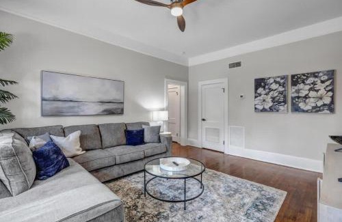 Riverside Apartment | Renovated Apt - Blocks from Shoppes of Avondale