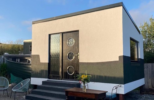 Valentia Island Boat Rental | Renovated Boat House at Valentia Island Escape