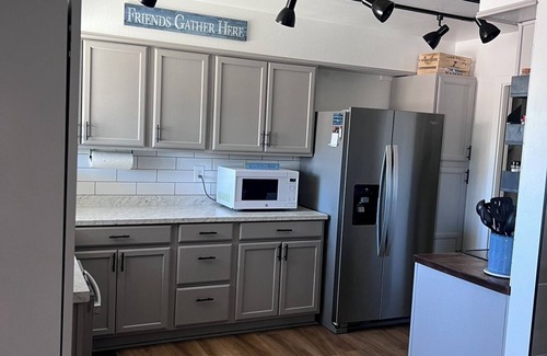 Sun City House | Renovated, Cozy Sun City Home Ready to Host Your Getaway!