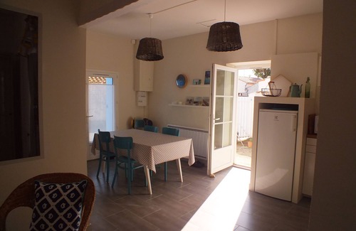 Saint-Denis-d'Oleron House | Renovated fisherman's house, enclosed grounds not overlooked, tranquility, wifi, bicycles