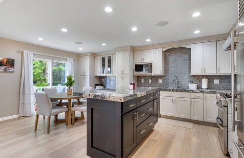 Holladay House | Renovated Modern Townhome in the heart of Holladay