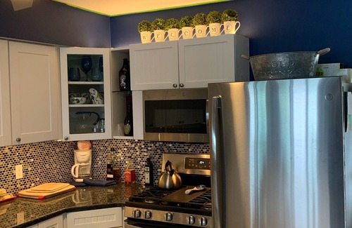 Fenwick Landing House | RENOVATED - NO CLEANING FEE Waterfront 3 BR w Pool, Kayaks, Grill. K, Q & T beds