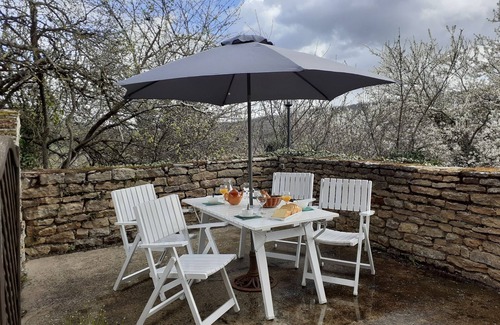 Chassey-le-Camp House | Renovated old house on wine estate