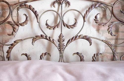 Pollutri Bed & Breakfast | Renovated old mansion