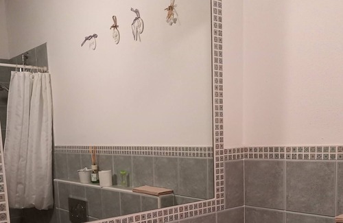 Lesignano de' Bagni Apartment | Renovated rural house in the hills near Parma