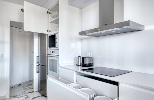 Sant Gervasi Apartment | Renovated Sant Gervasi-Galvany 2BR w/Amazing Views, by Blueground