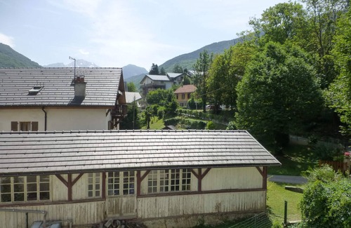 Brides-les-Bains Apartment | Renovated Studio with East-Facing Balcony, WiFi, and Parking in Brides-les-Bains