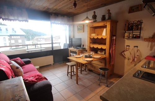 Chamrousse Apartment | Renovated studio in the center, 50m from slopes