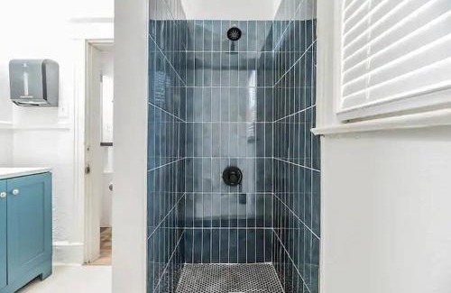 Downtown St. Petersburg Apartment | Renovated Studio in Downtown St Pete - Ideal for Young Professionals