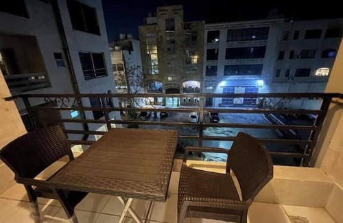 Ash Shumaysani Apartment | Renovated Studio Prime Spot