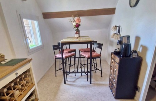 Paray-le-Monial Apartment | Renovated T2 apartment in the heart of Paray with view of the Basilica bell tower