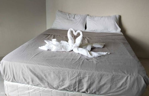 Maribago Hotel | Rent Homecation