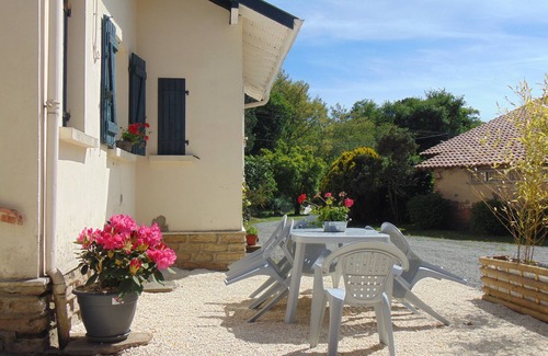 Yzosse Apartment | RENTAL AT THE DOORS OF DAX (spa town . IN THE COUNTRYSIDE !