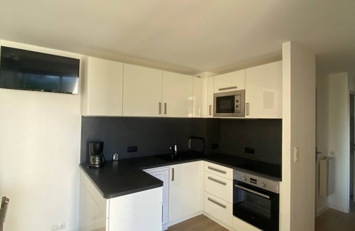 Palavas-les-Flots Apartment | Rental F2 40m2 Cosy & Neat - 1st line Sea + Pool