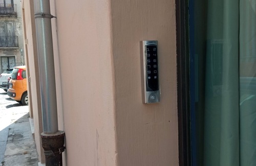 Benevento Apartment | Residence 1830, Mono in Pieno Centro Storico con Accesso Tramite Codice