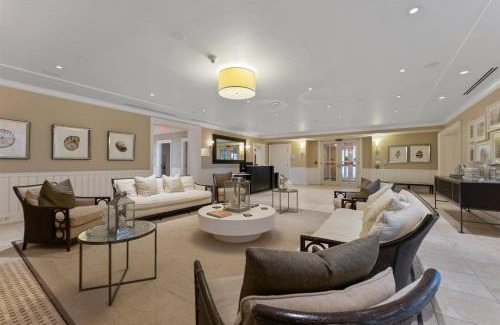 Diamond Beach Apartment | Residence 709 At The Grand