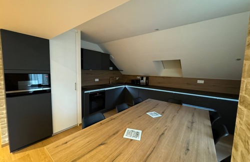 Chateau-Ville-Vieille Apartment | Residence VillaBelleFleur-Apartment L'Edelweiss