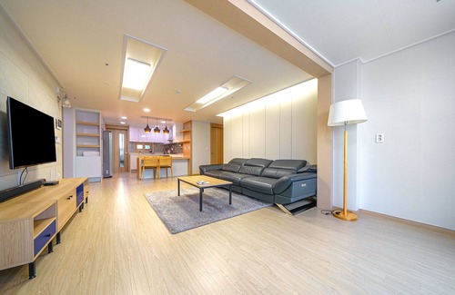 Okpo-dong Apartment | Residence Hotel Eden Stay