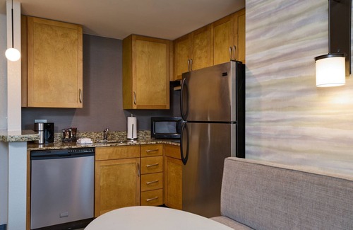 Crystal City Hotel | Residence Inn Arlington Capital View