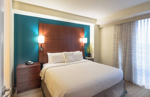 Ashton Heights Hotel | Residence Inn Arlington Ballston