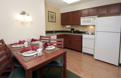 Oklahoma City Hotel | Residence Inn by Marriott Oklahoma City South