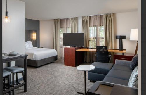Miamisburg Hotel | Residence Inn by Marriott