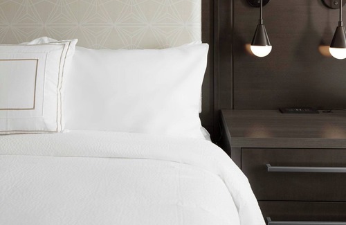 Dumbarton Hotel | Residence Inn Richmond Midtown/Glenside